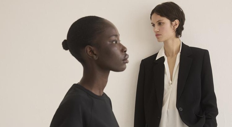 Club Monaco Women's F/W Purchase Benefits