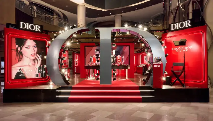 Christian Dior Beauty ‘Rouge Dior On Stage’ Pop-up