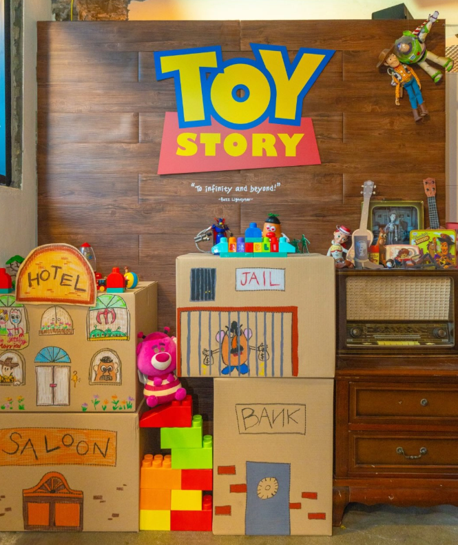 Toy Story Pop-Up - House of Toy Story